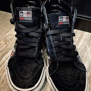 Vans Sk8-Hi Nintendo Entertainment System NES Womens Size 6